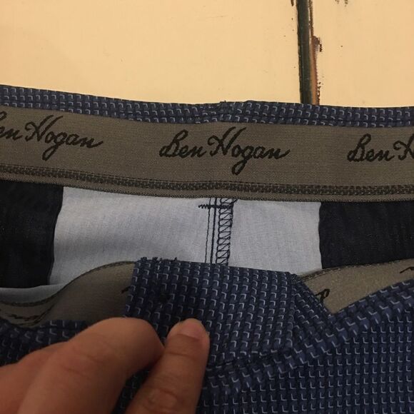 Ben Hogan size 38 golf shorts blue - Picture 2 of 3